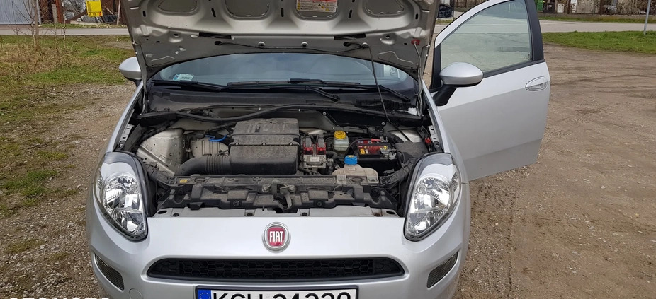 Fiat Punto cena 18700 przebieg: 98000, rok produkcji 2013 z Chrzanów małe 46